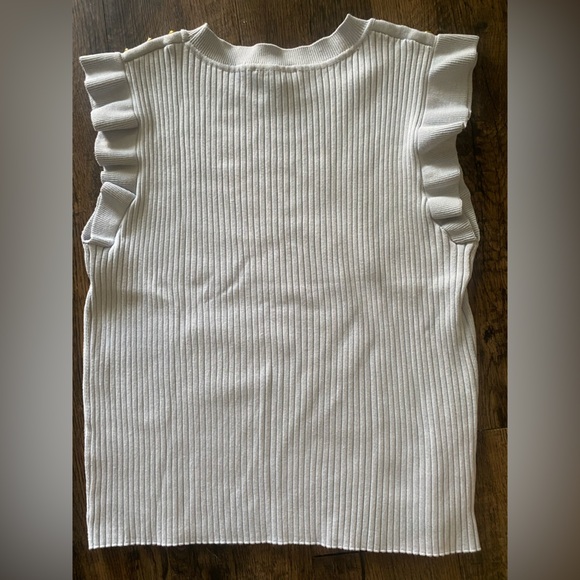 White Ribbed Knit Top - Picture 4 of 7